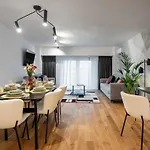 Superb Unirii Square View Large 1br Flat - 610a *