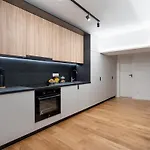 Superb Unirii Square View Large 1br Flat - 610a Boekarest