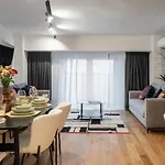 Superb Unirii Square View Large 1br Flat - 610a Bukarest