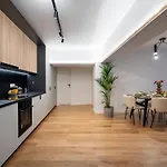 Superb Unirii Square View Large 1br Flat - 610a Apartment