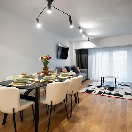 Superb Unirii Square View Large 1br Flat - 610a *