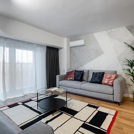 Superb Unirii Square View Large 1br Flat - 610a Apartment