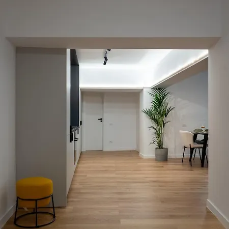 Apartment Superb Unirii Square View Large 1br Flat - 610a Bucharest