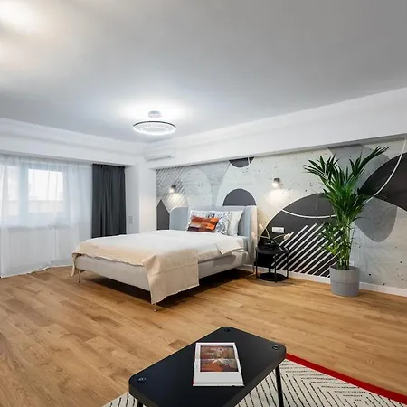 Superb Unirii Square View Large 1br Flat - 610a Bükreş