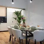 Apartman Superb Unirii Square View Large 1br Flat - 610a Bukarest