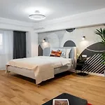 Superb Unirii Square View Large 1br Flat - 610a