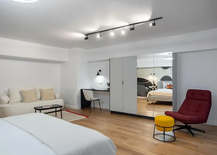 Apartment Superb Unirii Square View Large 1br Flat - 610a *