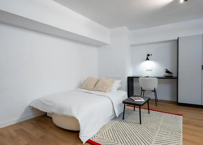 Apartment Superb Unirii Square View Large 1br Flat - 610a