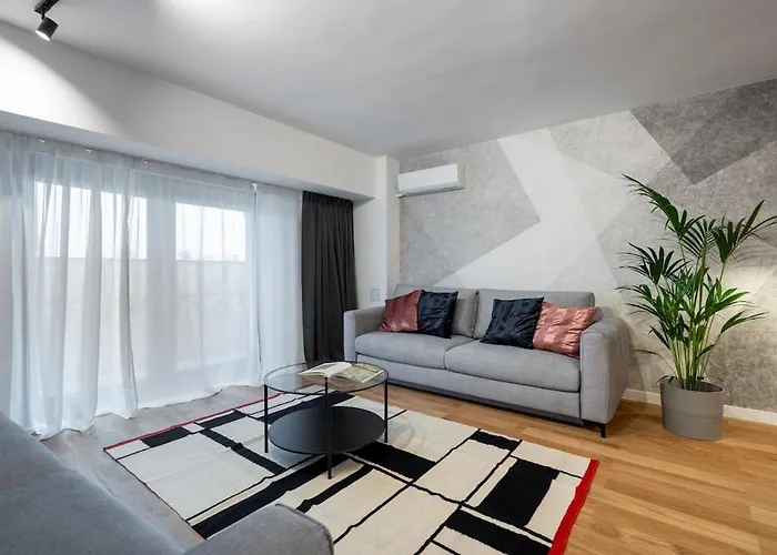 Superb Unirii Square View Large 1br Flat - 610a Apartment